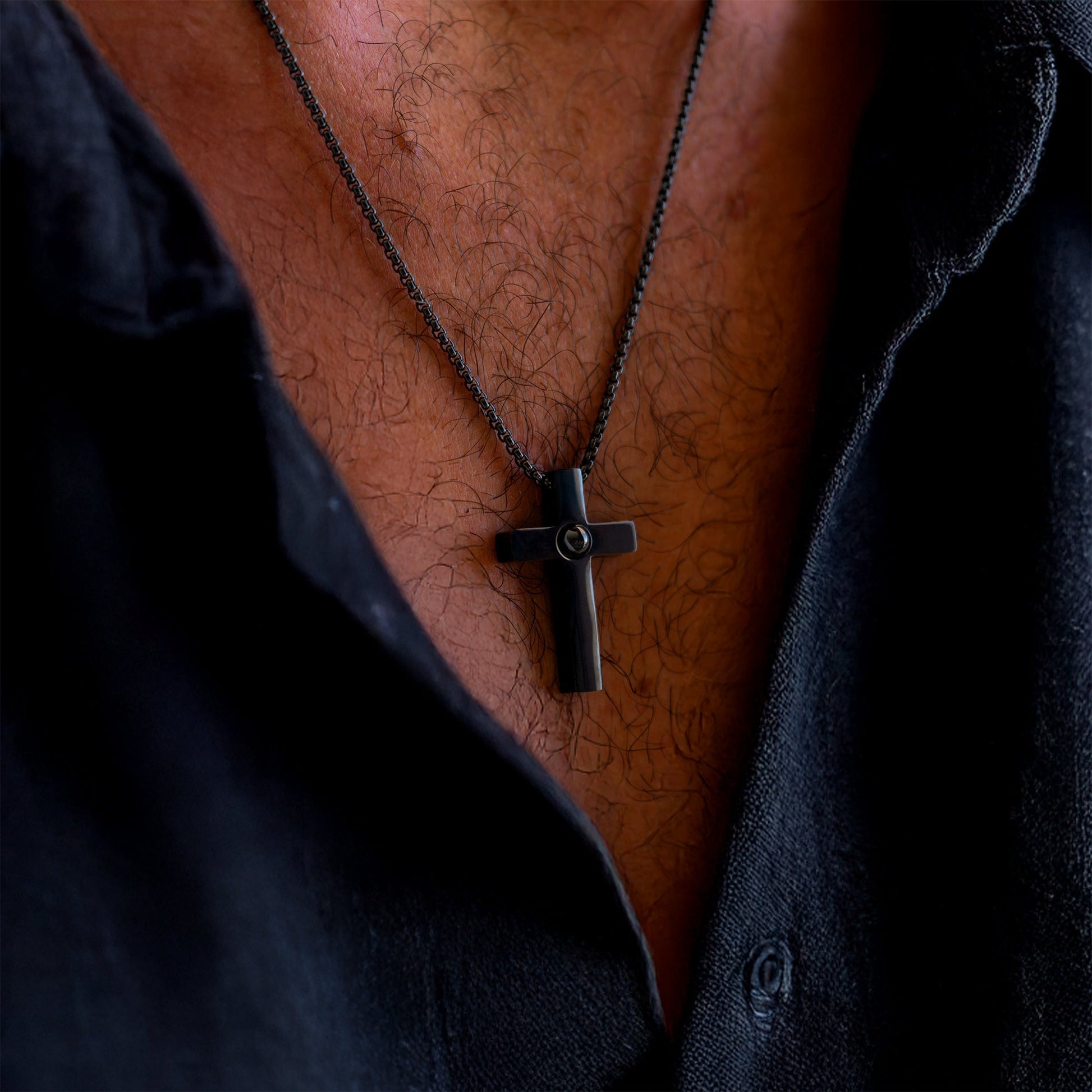 Personalized photo necklace - Cross