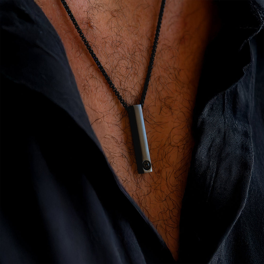 Personalized photo necklace - Bar B-Chain